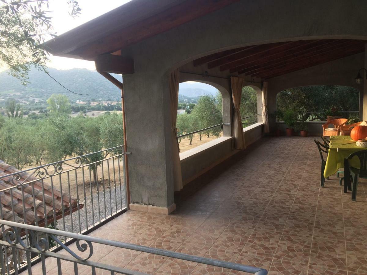 Villa S'Umbra De S'Ozzastru Orgosolo Exterior foto